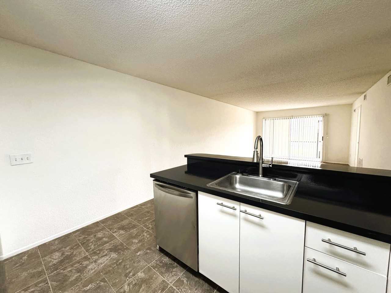 25100 Sandhill Blvd Bldg M #104 - Photo 2 of 26