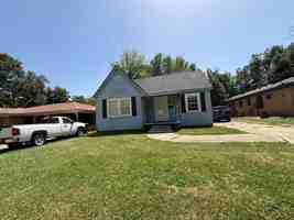 featured image of 127 E Olive St