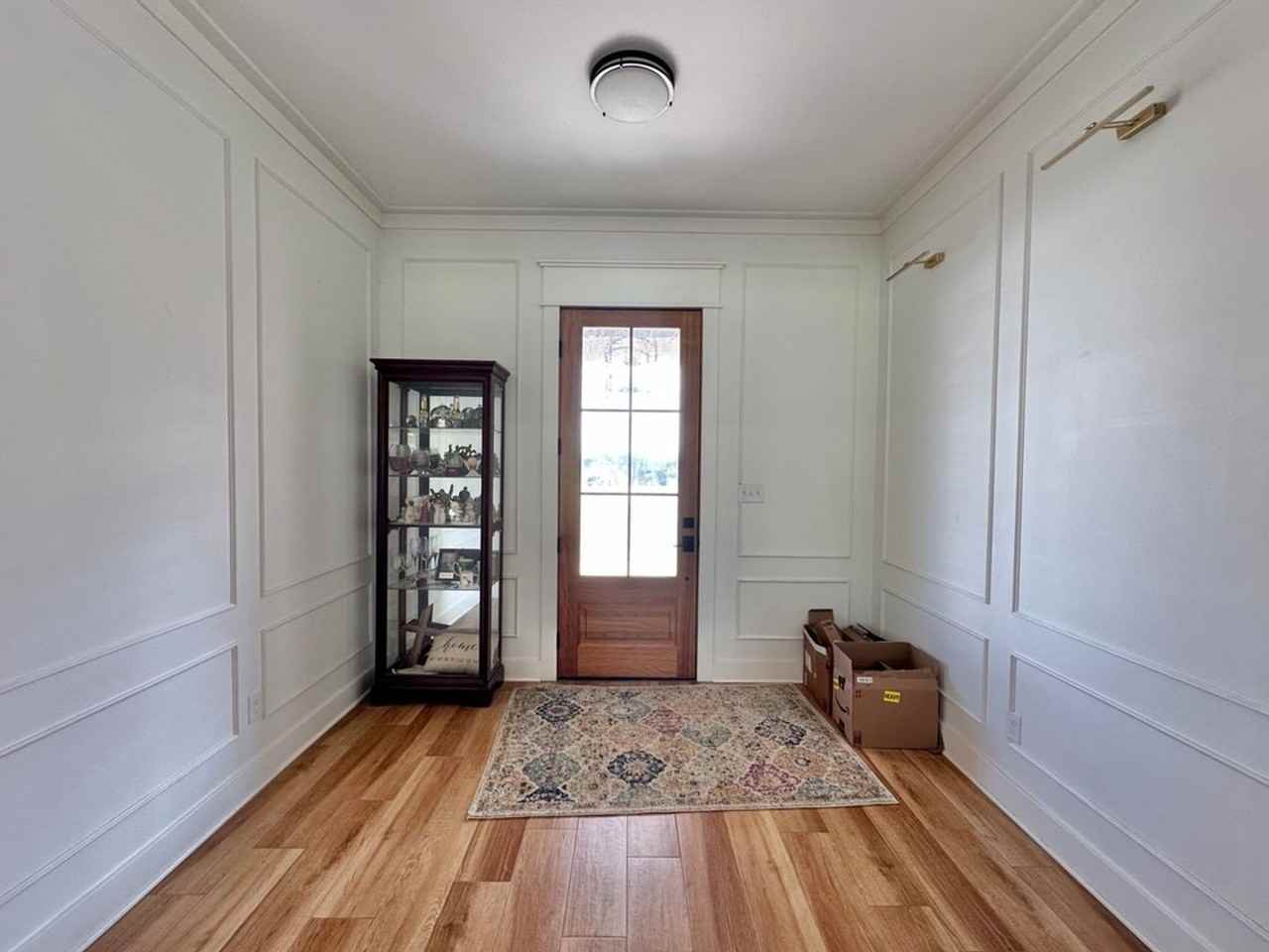 15849 Avery Ln - Photo 2 of 20