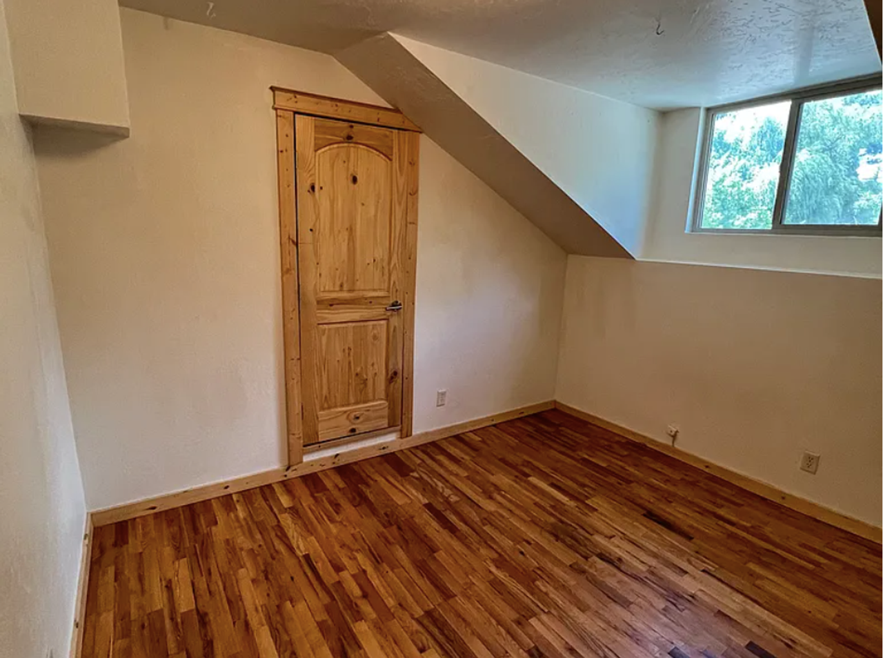 333 N Park St #C - Photo 4 of 10