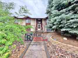 featured image of 1750 Lancaster St