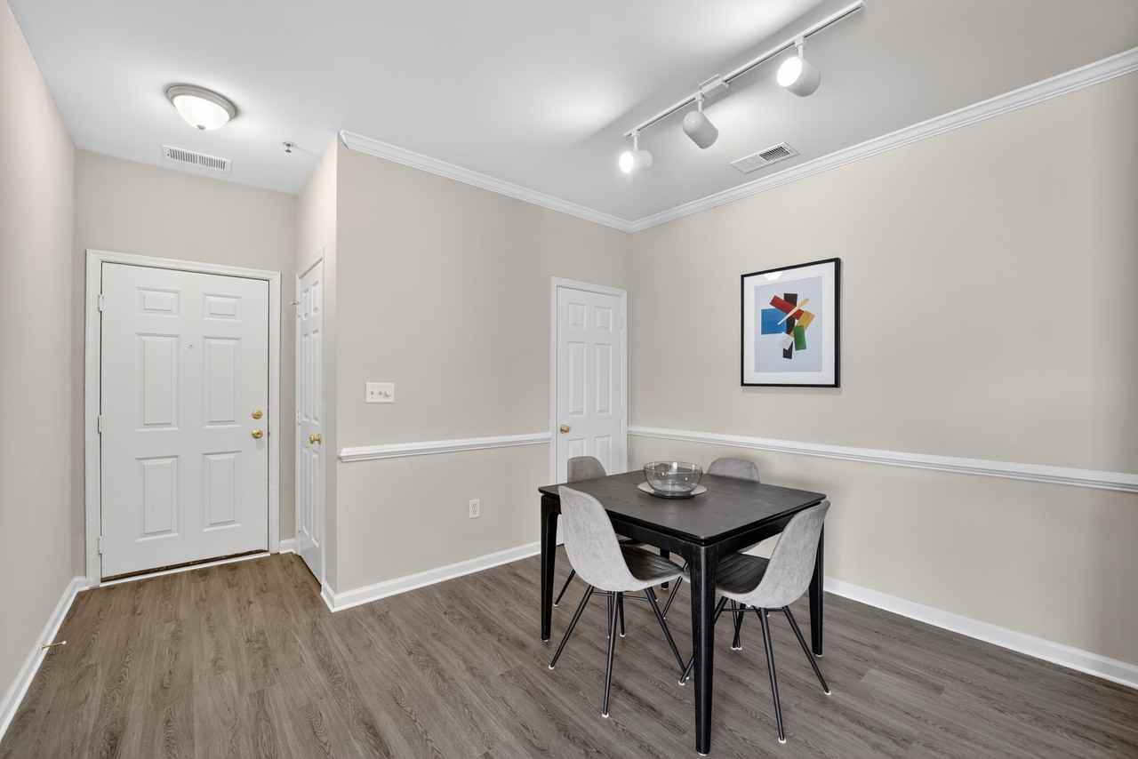 Brittany Commons Apartments - Photo 4 of 50