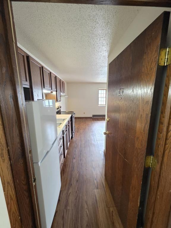 201 W South Railroad St #203 - Photo 2 of 13