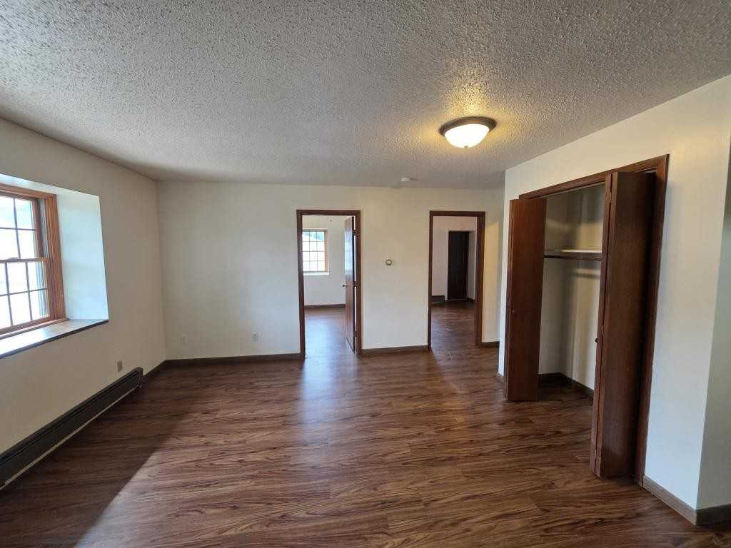 201 W South Railroad St #203 - Photo 6 of 13