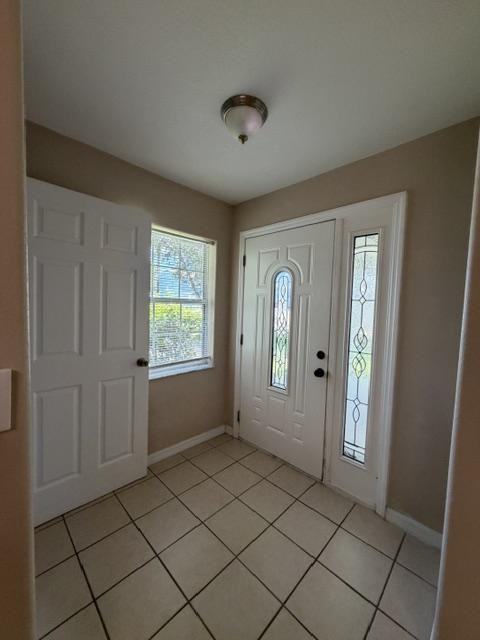 1935 Wuesthoff St - Photo 2 of 12