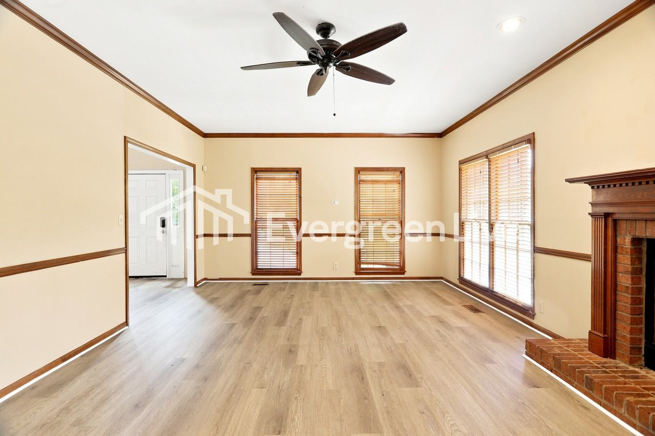 6731 Remington Cir - Photo 3 of 15