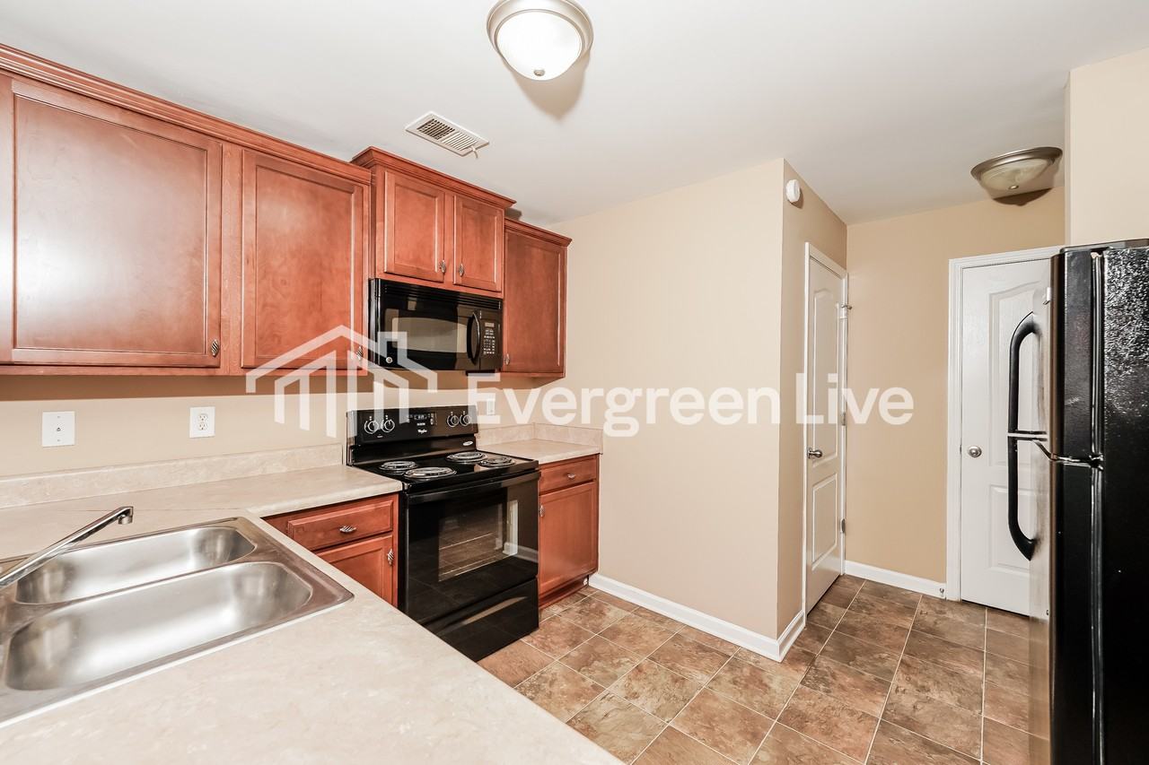 352 Union Station Way - Photo 5 of 14