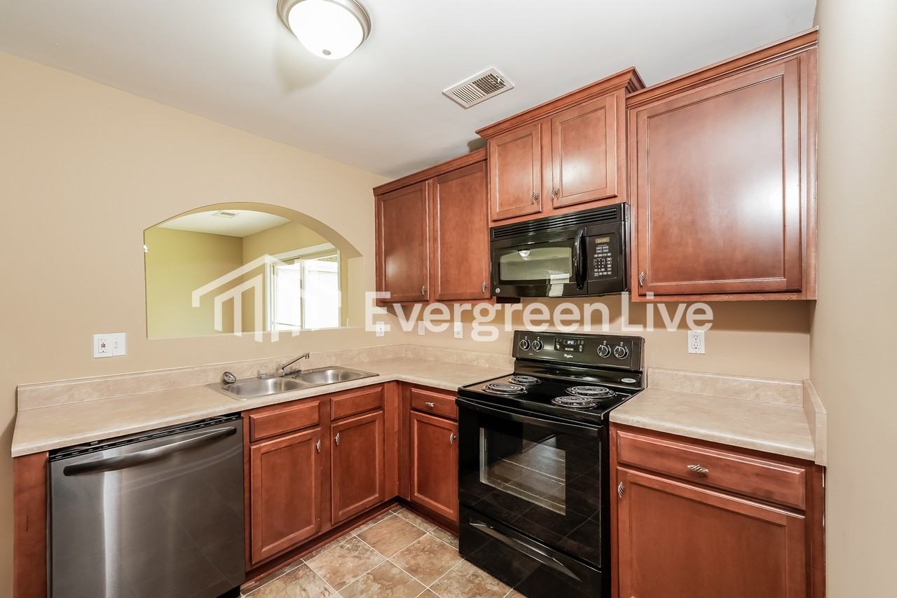 352 Union Station Way - Photo 6 of 14