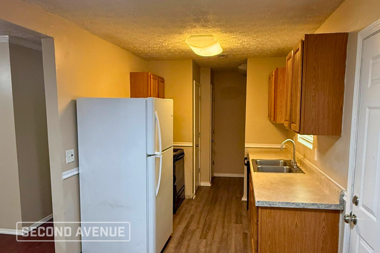 2704 Morris Majestic Rd - Photo 4 of 13
