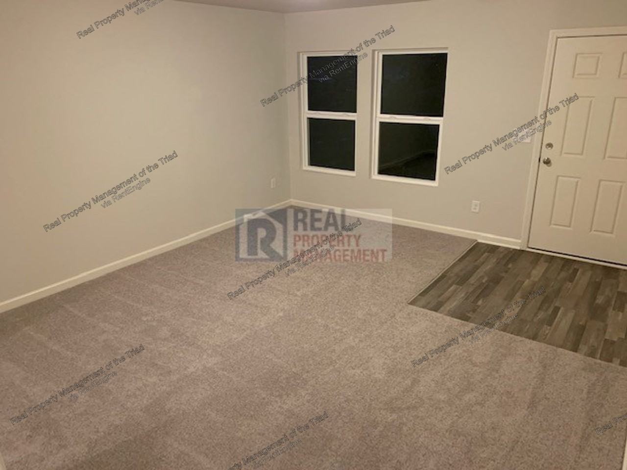 2605 Craftsbury St - Photo 2 of 13