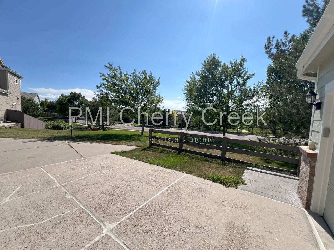 19453 E Hollow Creek Dr - Photo 4 of 44