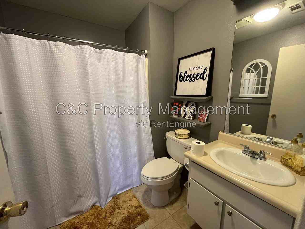 1613 W Swain Rd - Photo 6 of 11