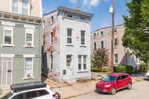 featured image of 2235 Victor St #1B