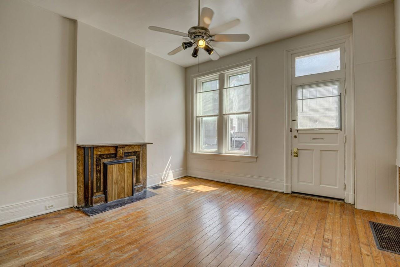 2235 Victor St #1B - Photo 5 of 24