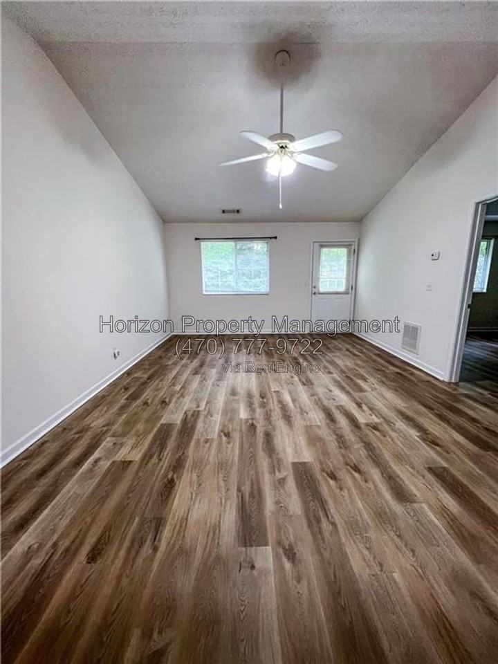 3971 Hidden Hollow Dr - Photo 6 of 19