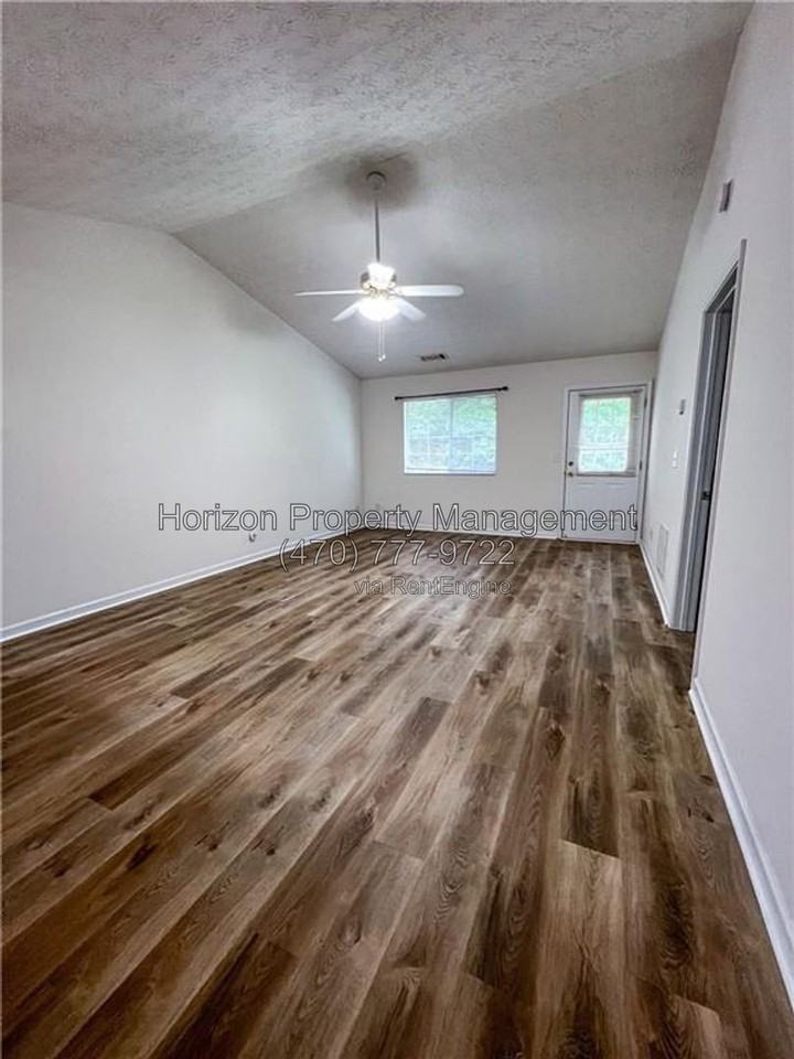 3971 Hidden Hollow Dr - Photo 7 of 19