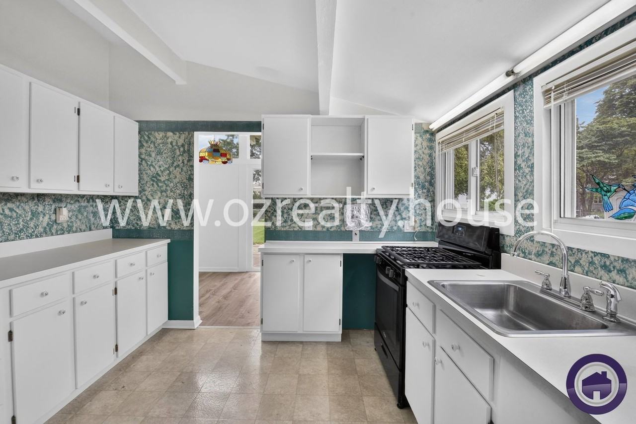 1214 Elco Ave - Photo 7 of 18
