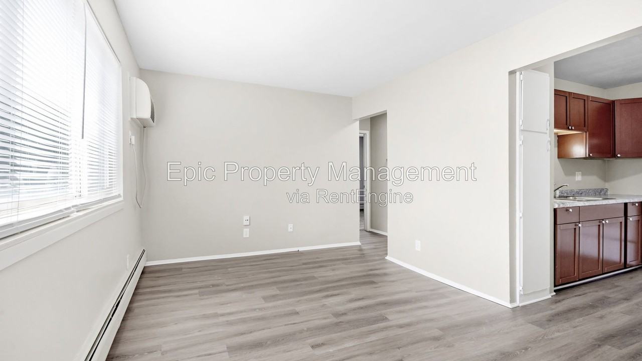 1746 Goddard Rd #2 - Photo 4 of 12