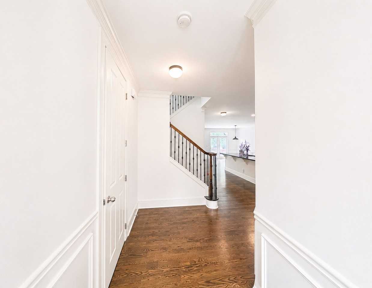 5211 Merrimont Dr - Photo 2 of 28