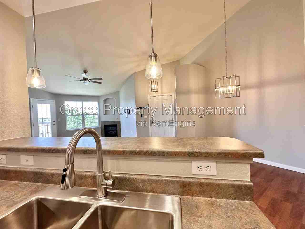 5735 N Genoa Way #306 - Photo 7 of 23