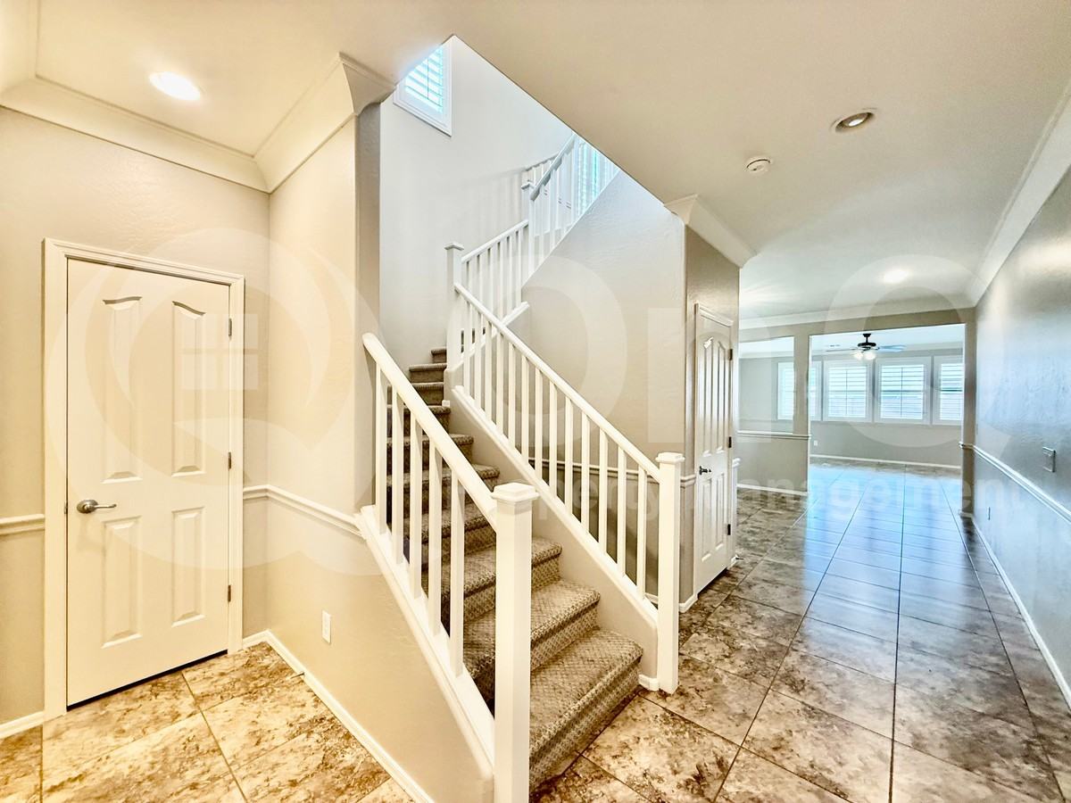 12025 W Avenida Del Rey - Photo 3 of 27