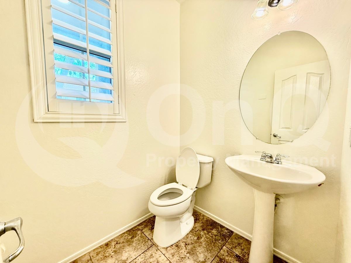 12025 W Avenida Del Rey - Photo 4 of 27