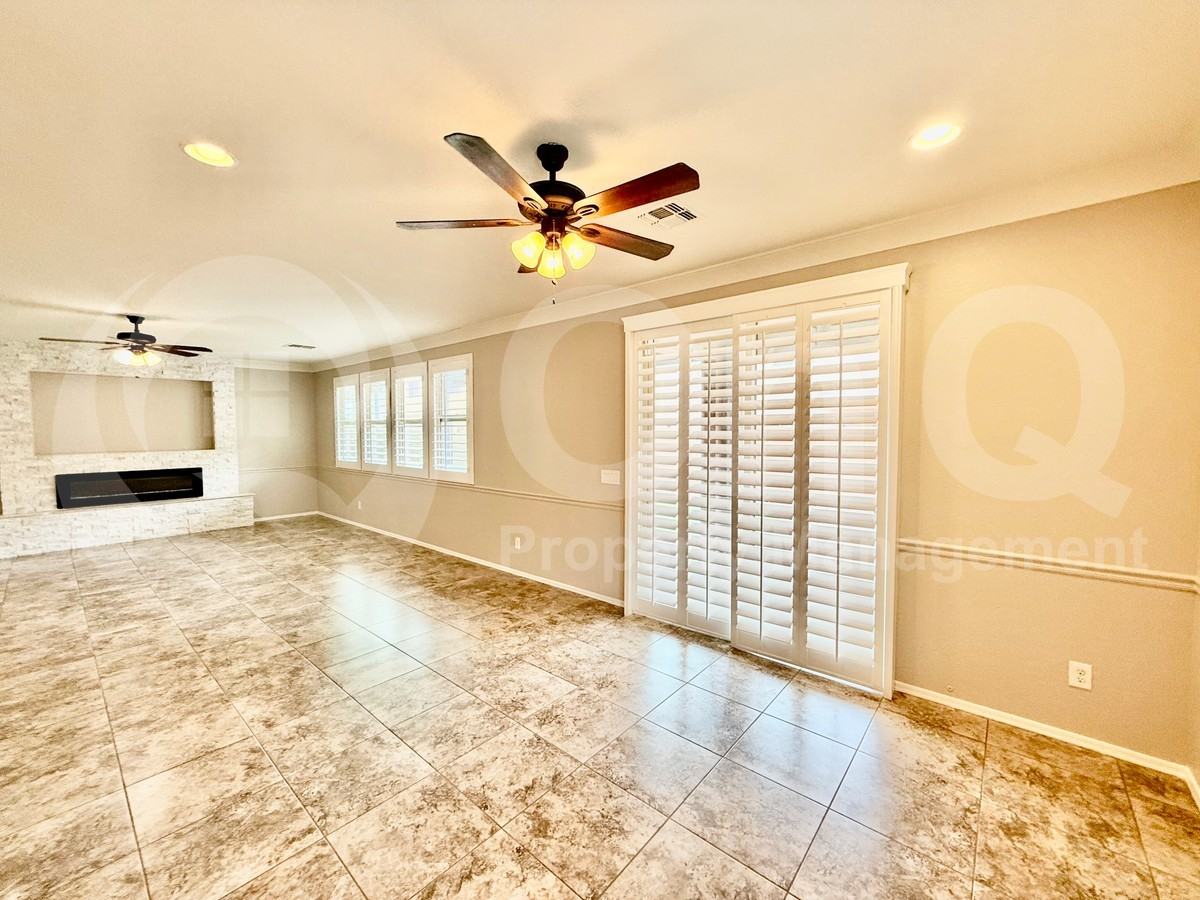 12025 W Avenida Del Rey - Photo 6 of 27
