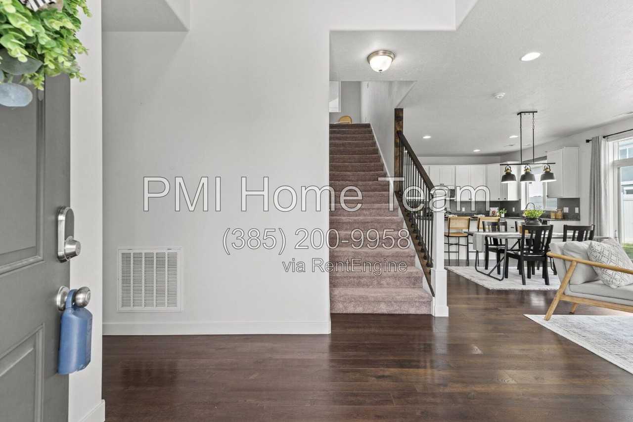 1812 W Parkview Dr - Photo 5 of 50