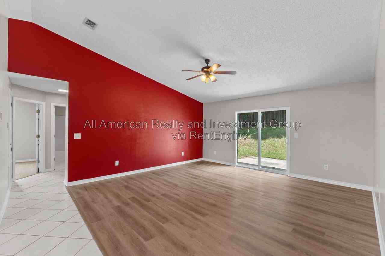 216 Lustan Dr - Photo 6 of 27