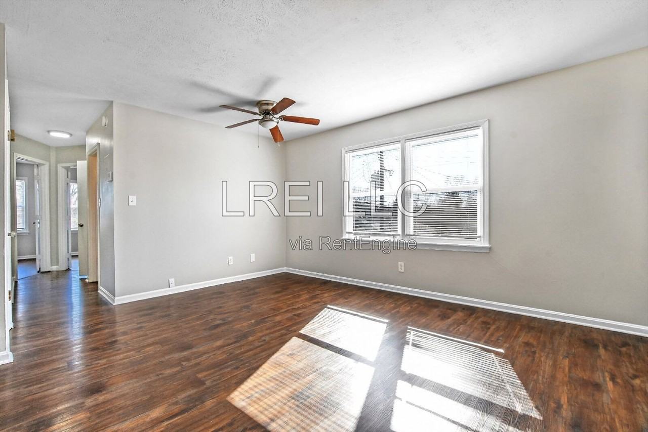 3316 Noe Way #8 - Photo 4 of 14