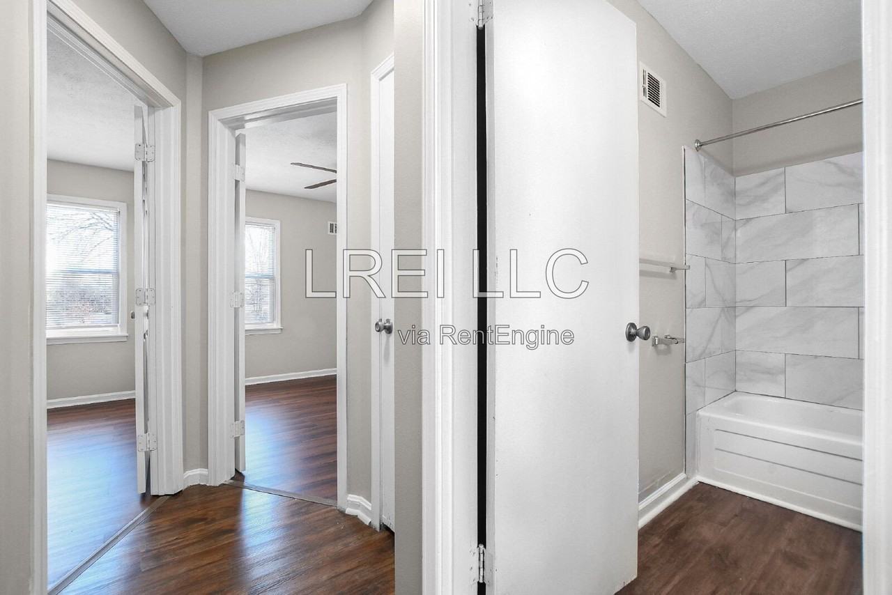 3316 Noe Way #8 - Photo 5 of 14