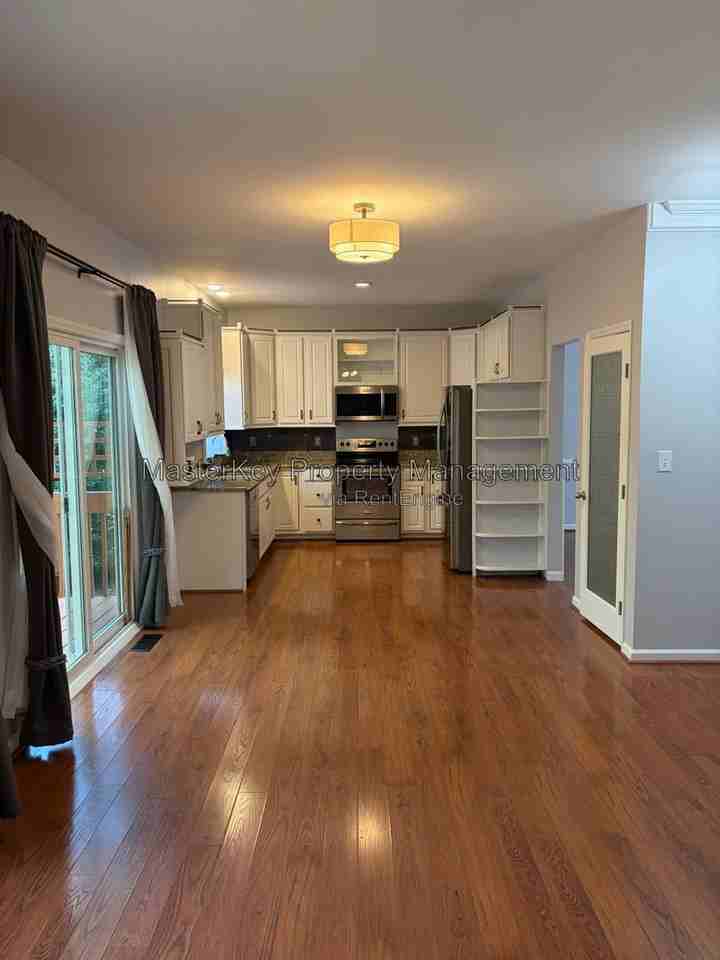 2300 Clerestory Pl - Photo 3 of 24