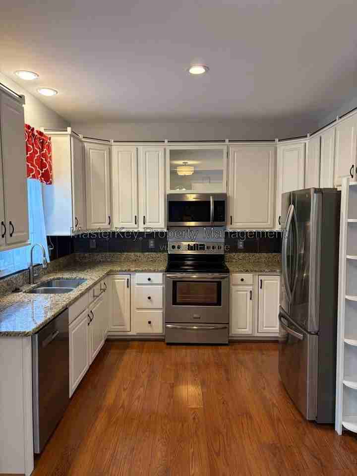2300 Clerestory Pl - Photo 4 of 24