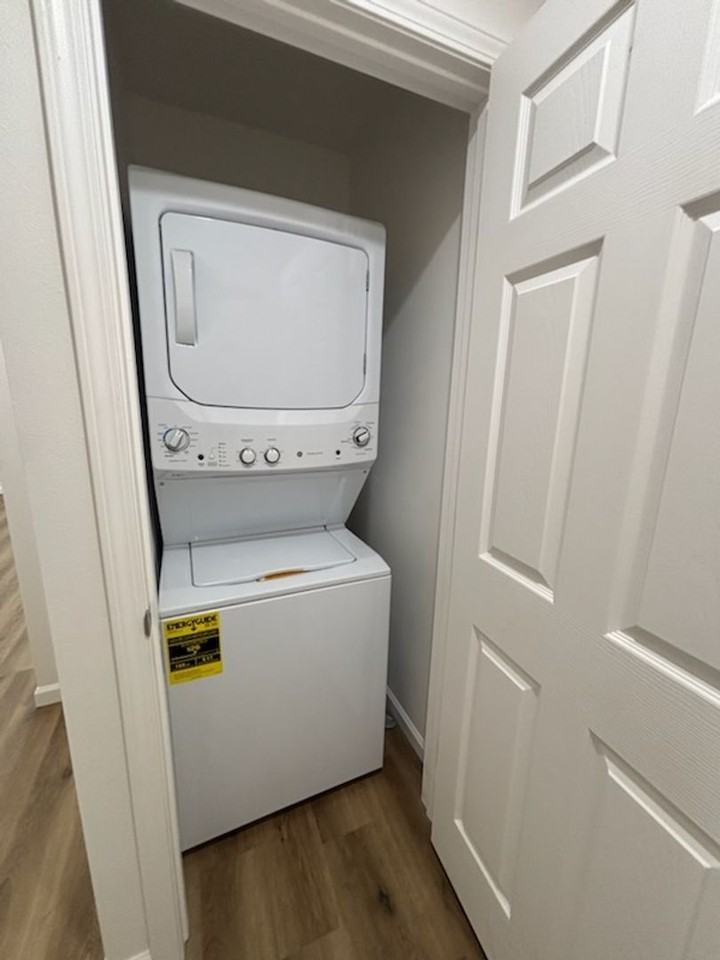 942 W El Morado Ct #C - Photo 6 of 13