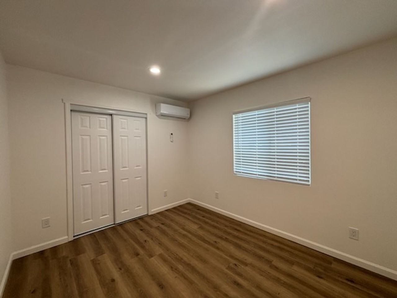 942 W El Morado Ct #C - Photo 7 of 13