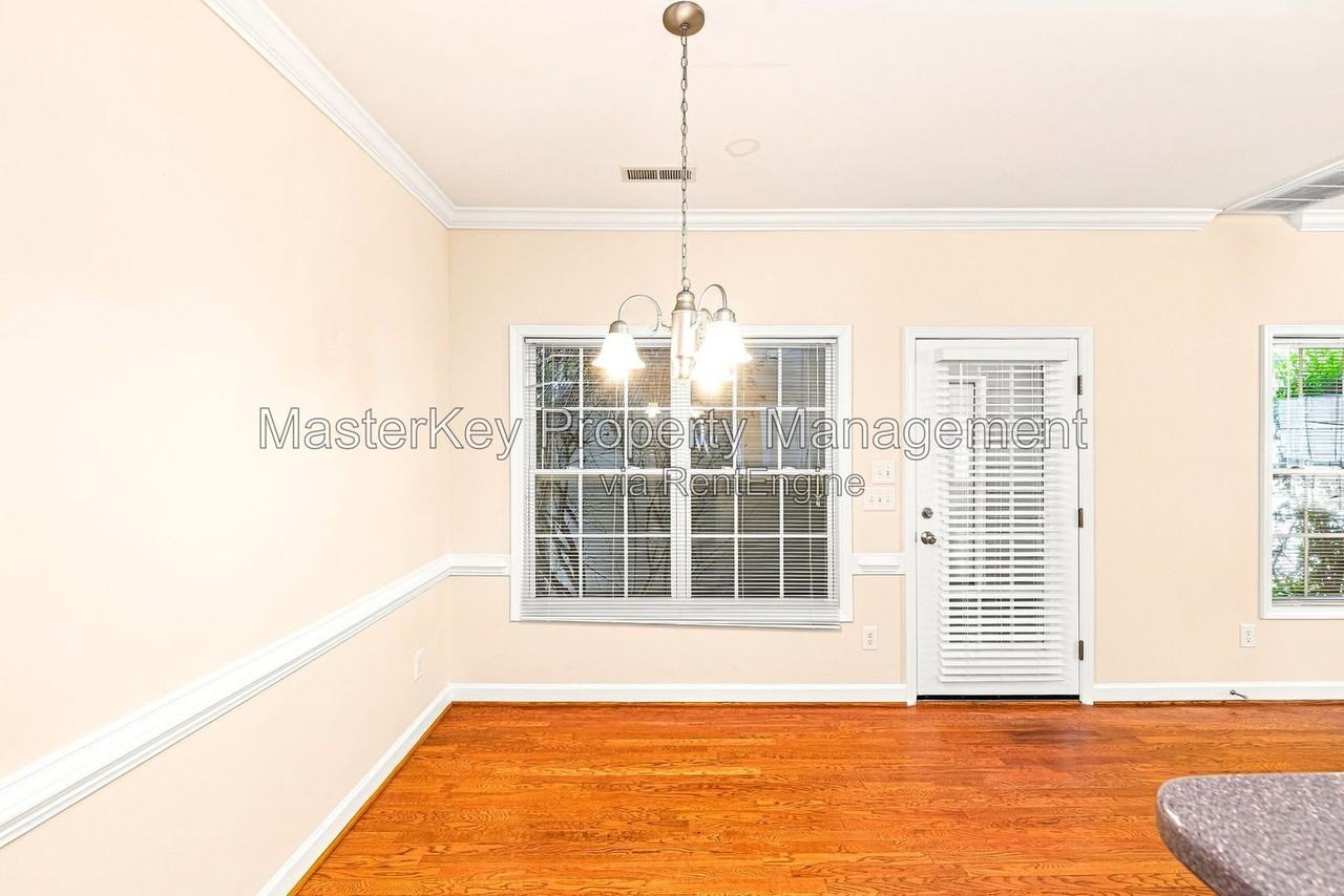 725 Keystone Park Dr - Photo 4 of 34
