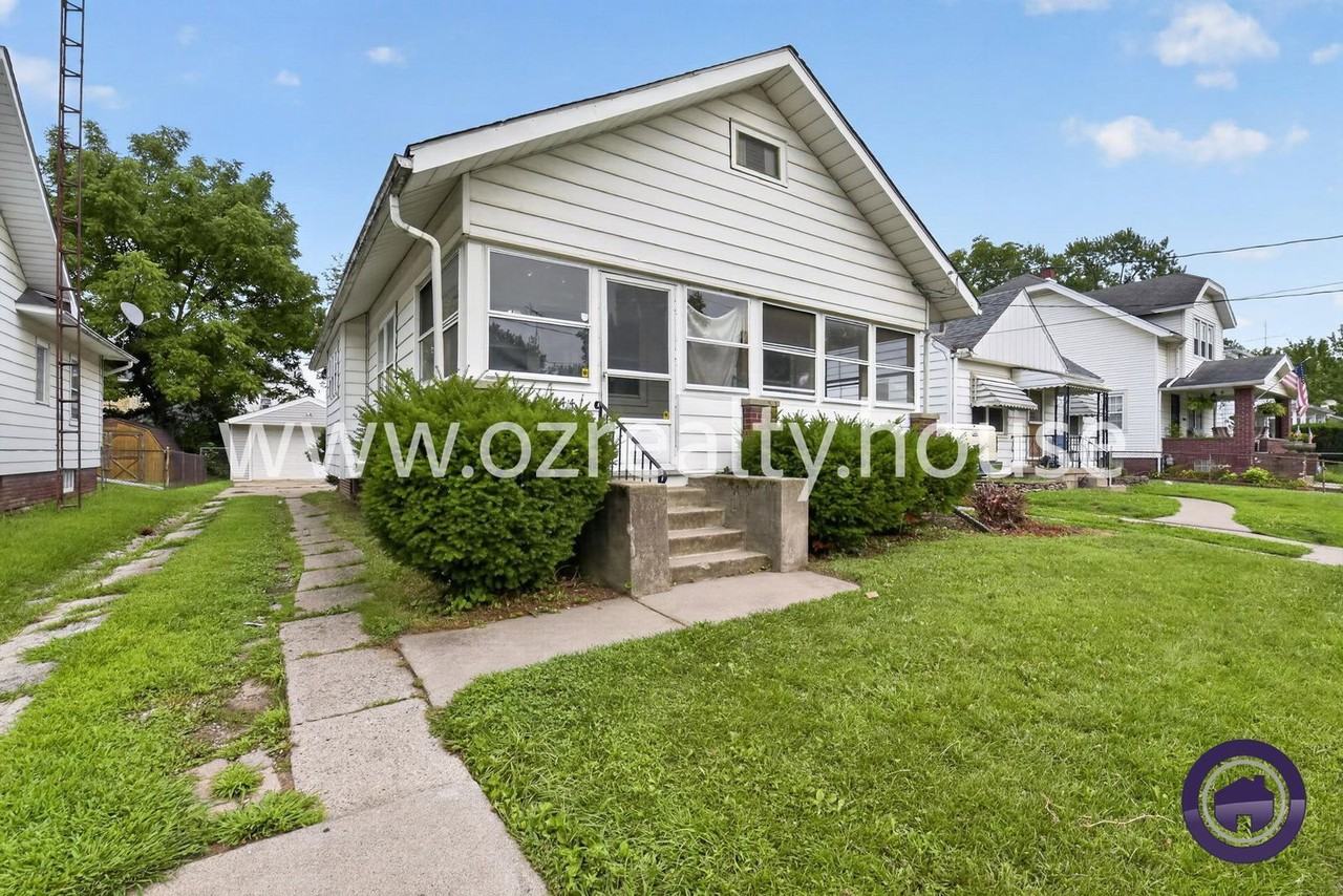 3644 Leybourn Ave - Photo 2 of 18