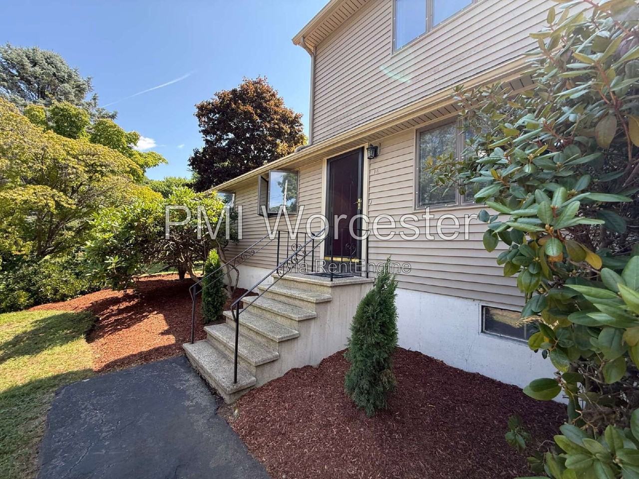 16 Seneca St - Photo 2 of 28
