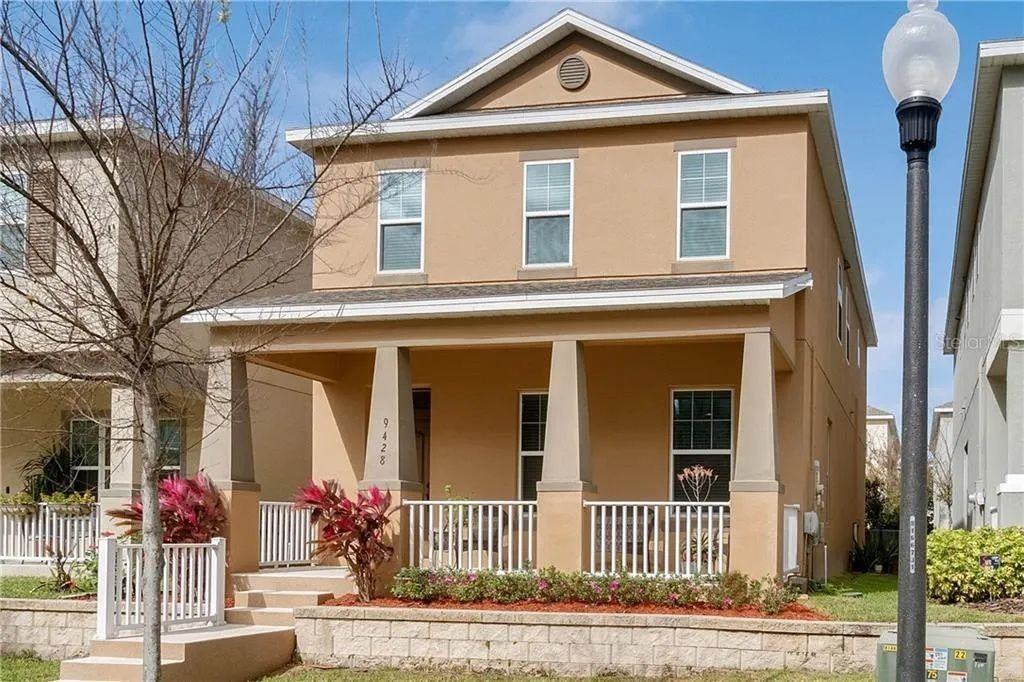 9428 Woodcrane Dr - Photo 2 of 38
