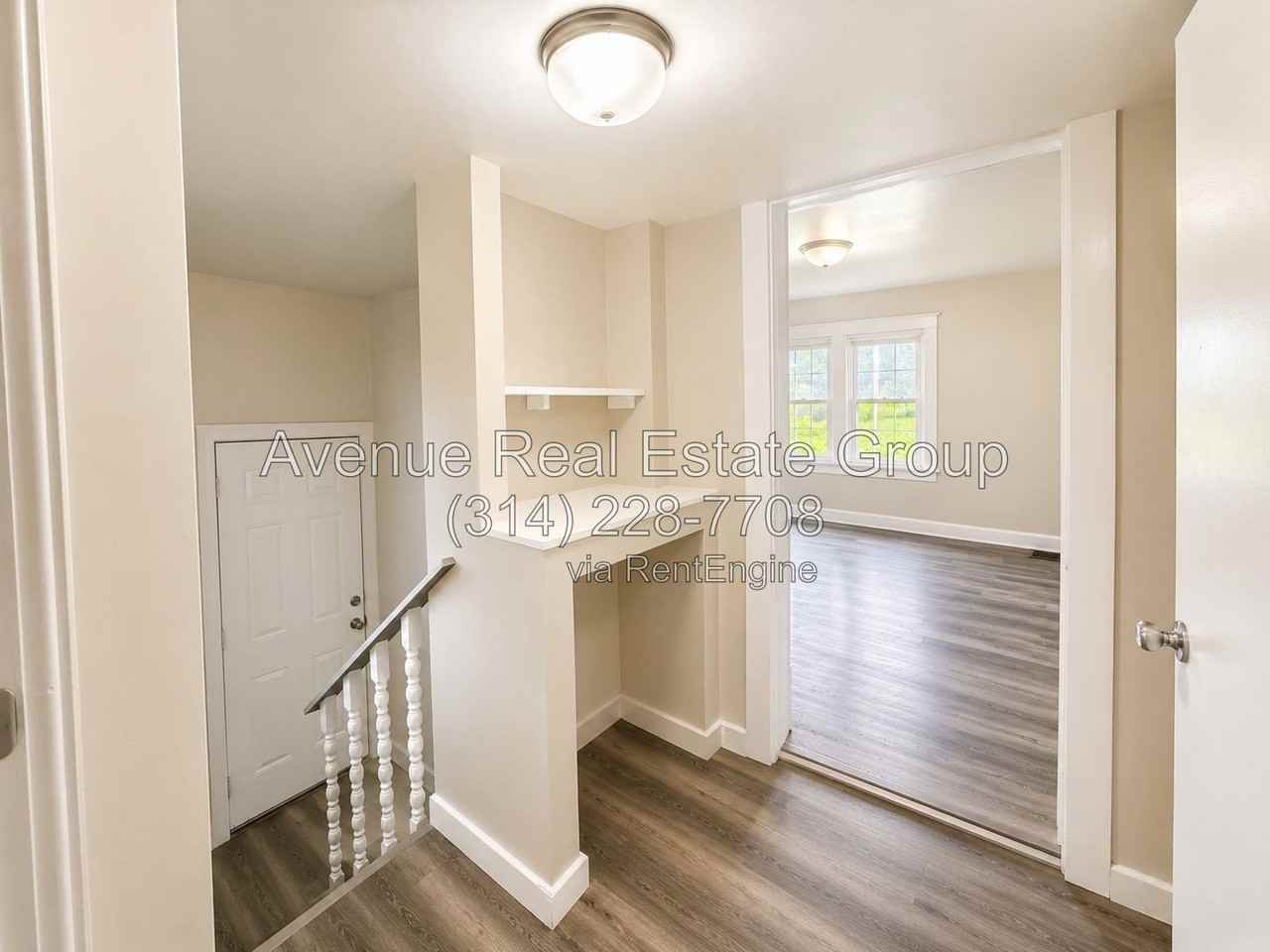 8011 Ellerton Ave - Photo 4 of 10