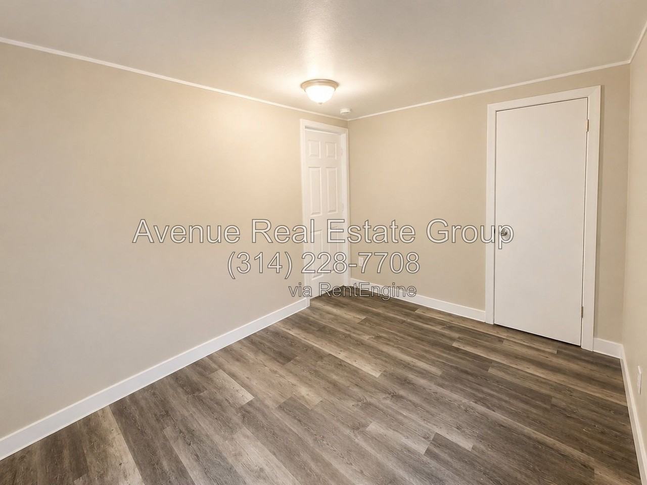 8011 Ellerton Ave - Photo 7 of 10