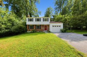 featured image of 4419 S Shore Dr