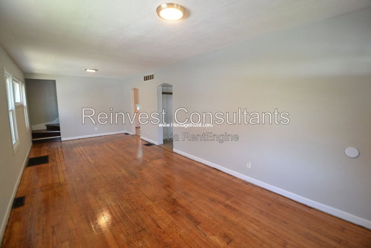 7116 Dillward Ave - Photo 2 of 8