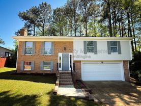 704 E Dynasty Dr - Photo 1 of 1
