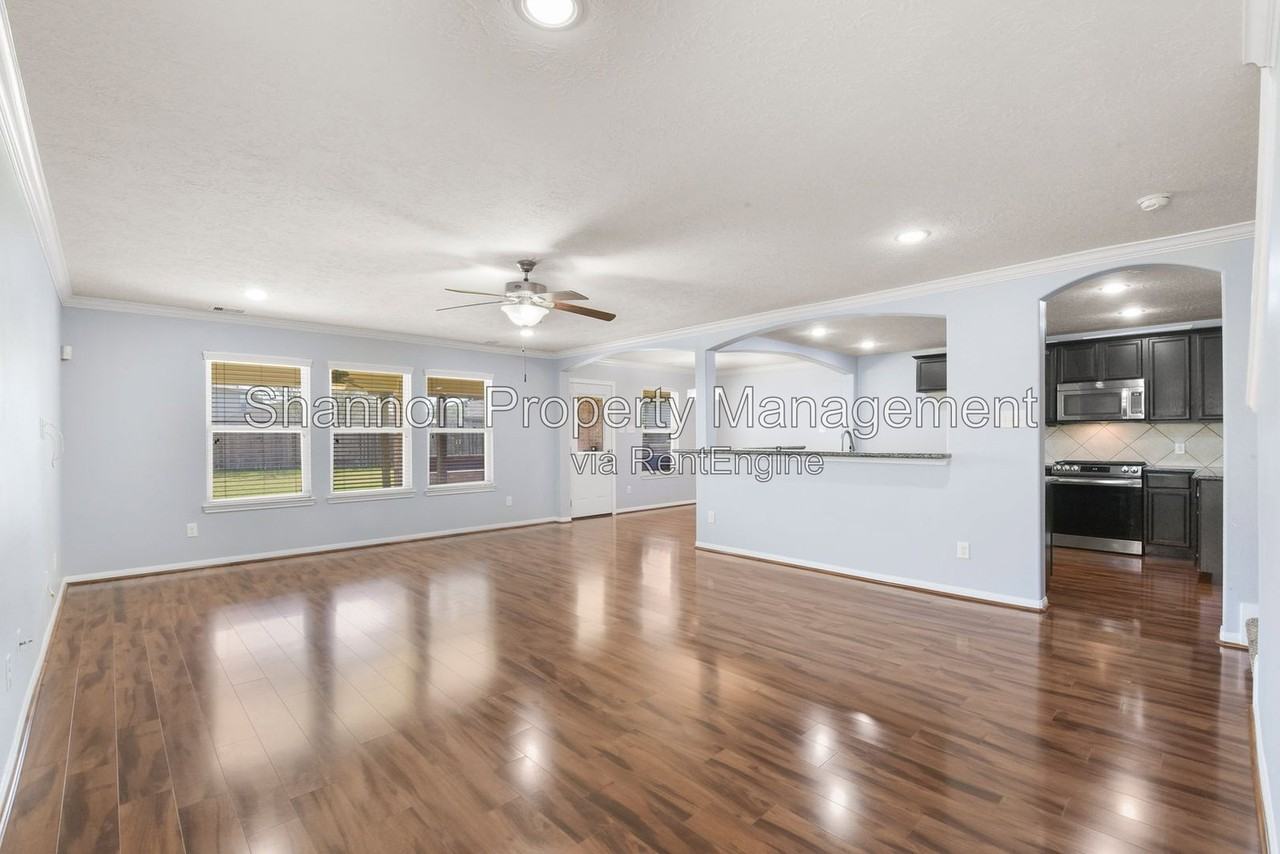 11711 Red Hummingbird Dr - Photo 6 of 39