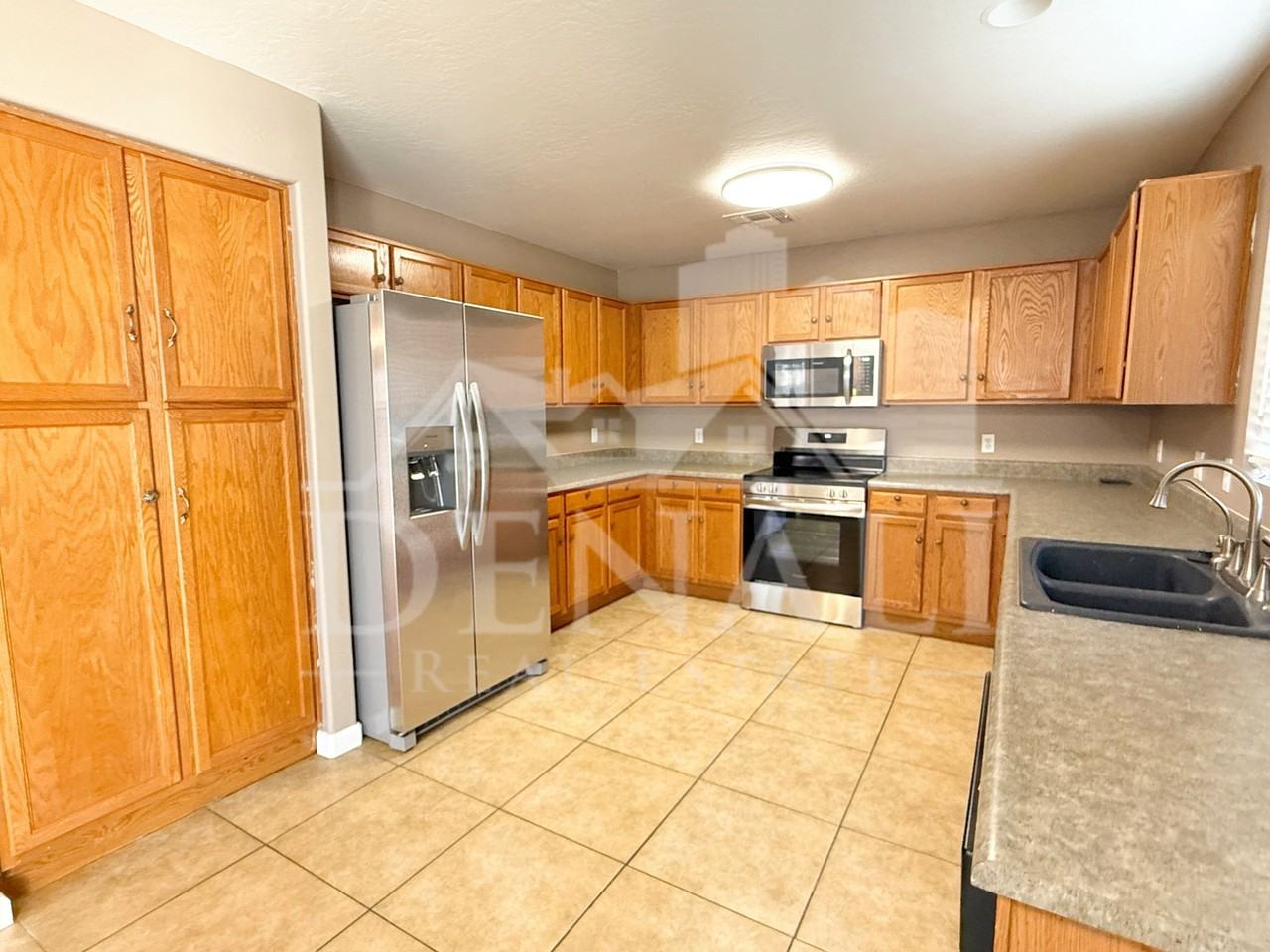 11810 W Sunnyside Dr - Photo 7 of 25