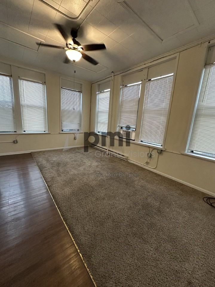 601 1/2 Monroe Ave #14 - Photo 2 of 18