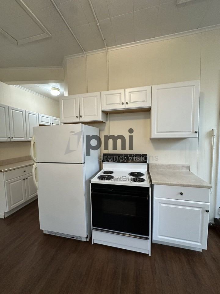 601 1/2 Monroe Ave #14 - Photo 6 of 18
