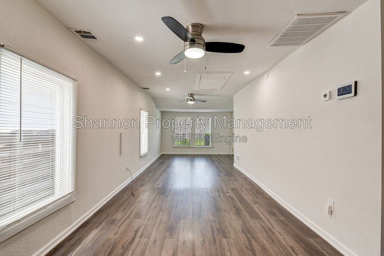 100 E 33rd St - Photo 4 of 20