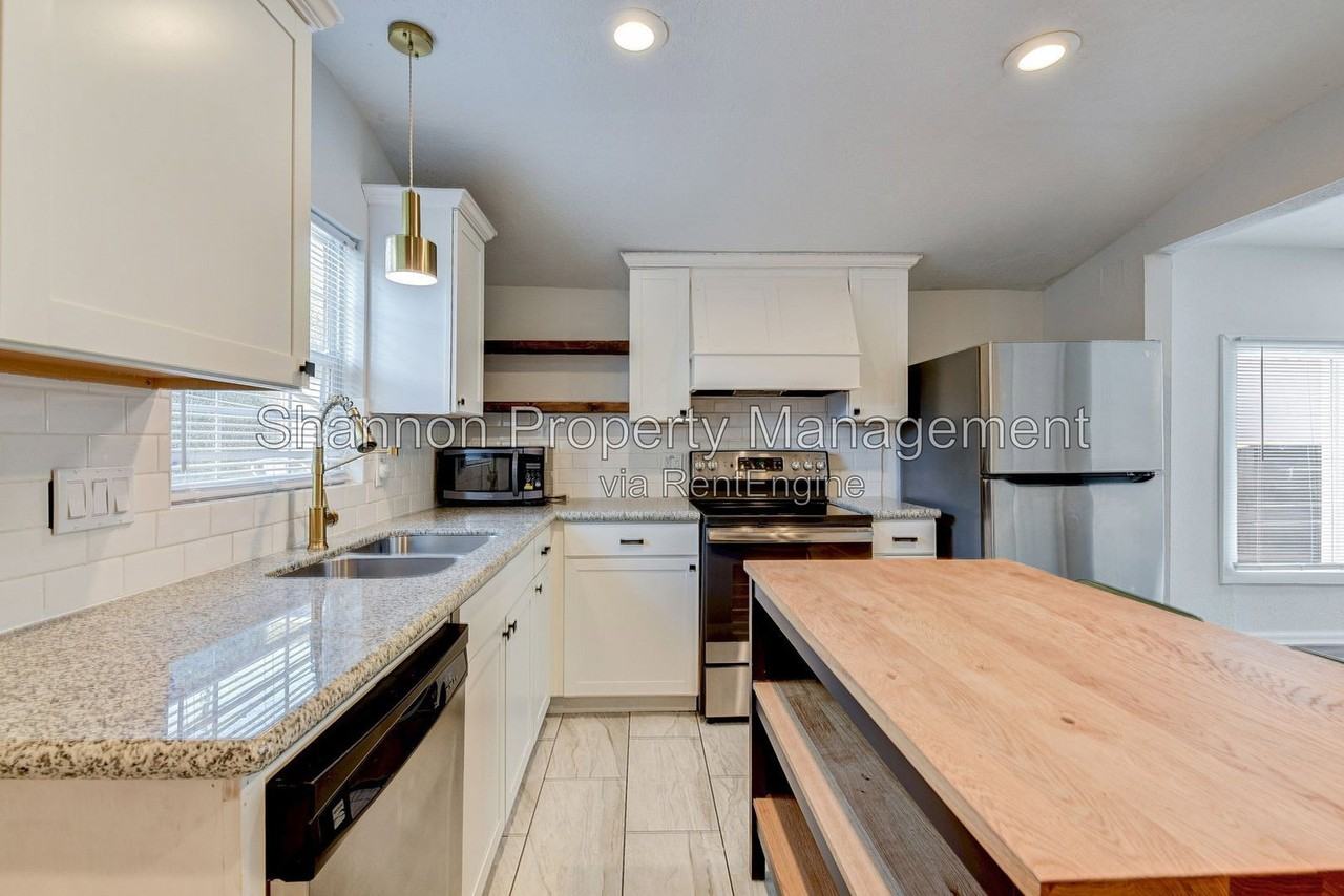 100 E 33rd St - Photo 7 of 20